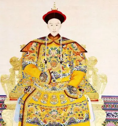 权力角逐与宫廷斗争：乾隆未立永璂为太子的背后