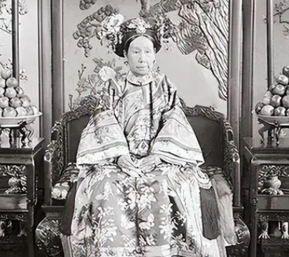 慈禧的崛起：从宫女到皇后的传奇之路