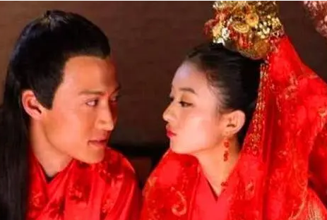 古代婚姻与皇权：探讨皇帝赐婚的终结与影响
