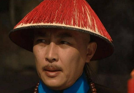 雍正朝的铁帽子王：权力与恩宠的象征