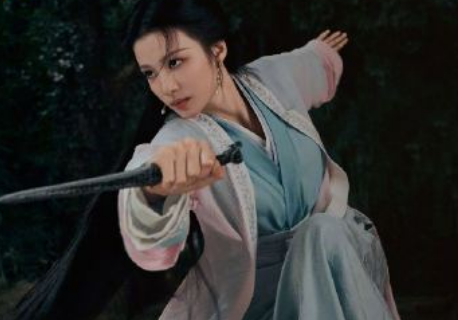 柳舟记王楚然饰演的女主柳眠棠为什么失忆？