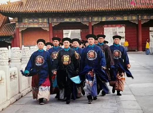 九子夺嫡：一场波澜壮阔的皇位争夺战