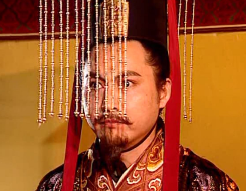 曹丕篡位的历史背景与动机解析