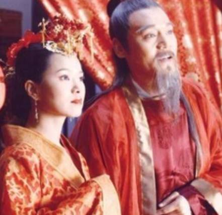 古代社会纳妾现象的普及与限制