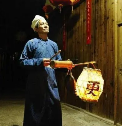 古代打更人的危险与责任