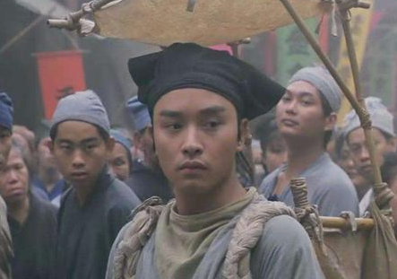 古代考生与山贼的博弈