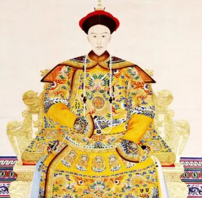 皇帝的重任：权力与责任的交织