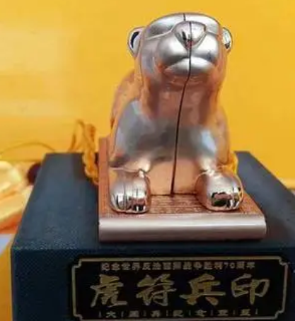 玉玺与兵符：权力象征的较量