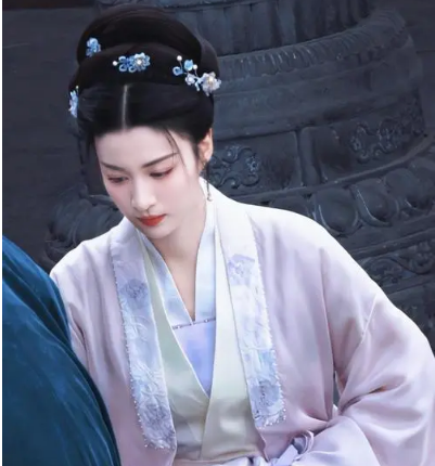 柳舟记柳眠棠是喜欢子瑜吗?