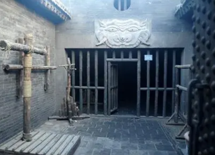 穿越时空的审判：探访古代天牢