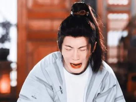 四方馆元莫父母是被谁杀的？