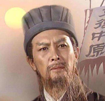 历史假设：诸葛亮不出山的可能性分析