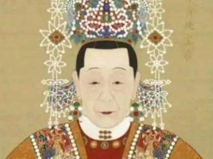 王钟英：皇后的荣耀与孤独