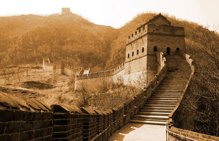 古代人是如何修建长城的