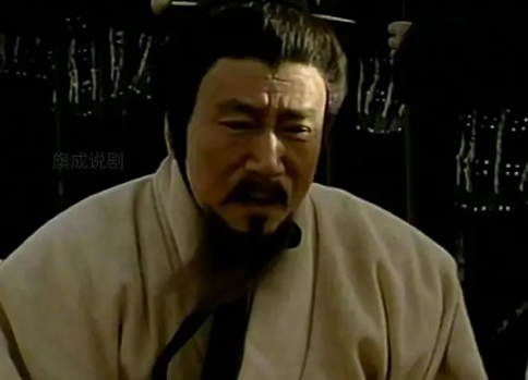 美人一笑，君王自误：古代宫廷中的悲剧与启示