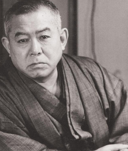 探索谷崎润一郎的文学世界：美学、情感与现代性的交融