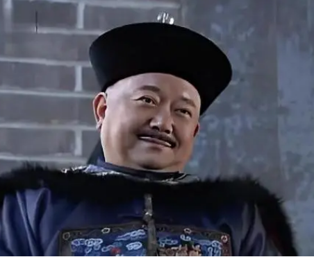 李卫与纪晓岚：清朝官场中的两位杰出官员