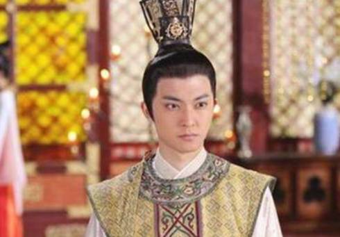 权力与亲情的冲突——武则天与李贤的悲剧