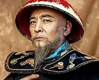 和珅与阿桂的权力较量：历史背景与原因分析