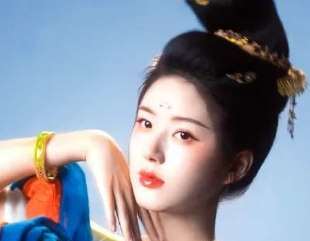 珠帘玉幕男女主是官配吗？