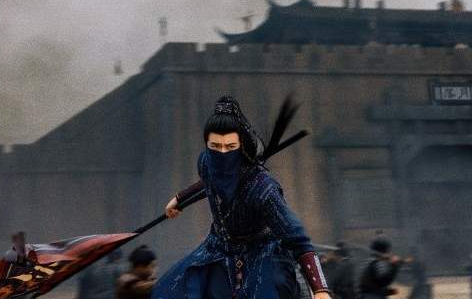 流水迢迢是根据什么小说改编的？