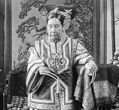 探秘历史人物——慈禧究竟一天花费多少人民币？