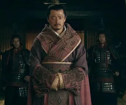 韩信的战术智慧与“偷家”策略