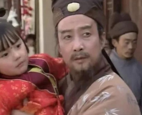 解读甄士隐：名字中蕴含的深意