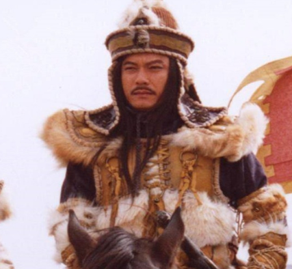 权力的象征：兵符与圣旨的较量