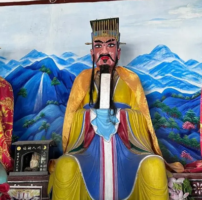 探秘十殿阎王：从凡尘到阴间的传奇之旅