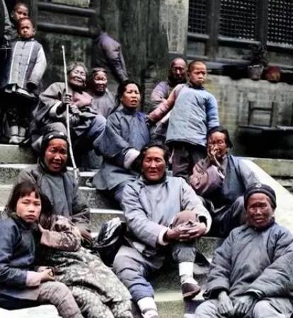 满清时期汉人不反满清的原因——政策、文化与利益的交织