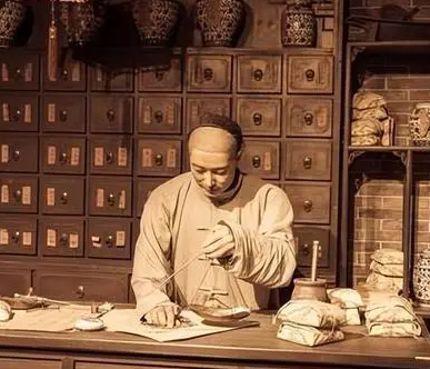 清代古怪医术揭秘：蜘蛛如何成为治疗喉痛的奇药