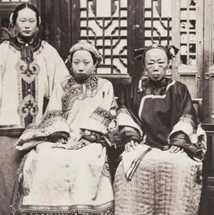 清朝皇室的隐秘传统——宫女试婚制度探秘