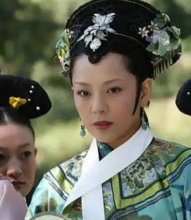 杨钫涵：从甄嬛传到演艺事业的璀璨之路