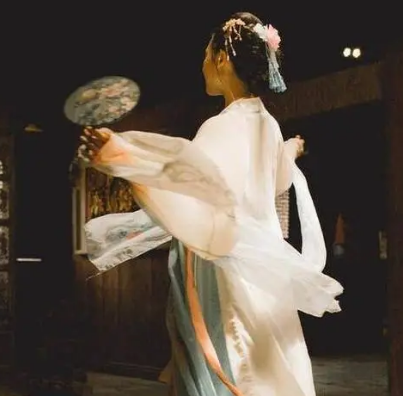 古代青楼女子的生活与命运