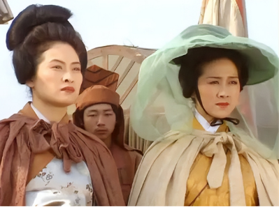 刘备的两位夫人被曹操抓获后为何能保持清白？