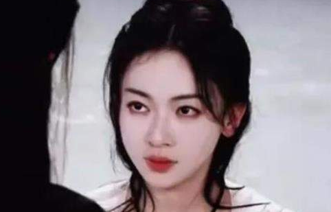 春花焰殷落梅与慕容玄烈感情是什么样的？