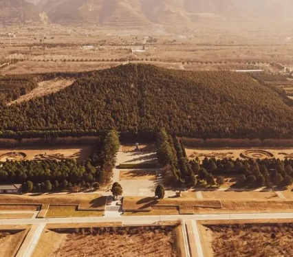 秦始皇陵地下高楼：千年谜团的新发现