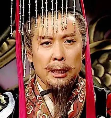 刘备城府背后的真性情：自视甚高小视天下诸侯