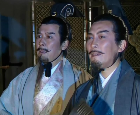 刘备是如何将诸葛亮绑上战车为其卖命一辈子的？