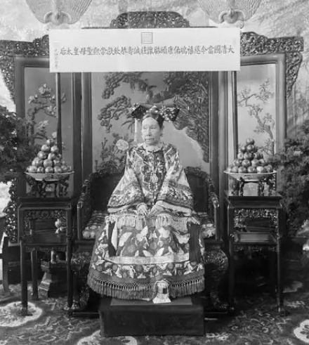 慈禧太后对中国有哪些非凡贡献？
