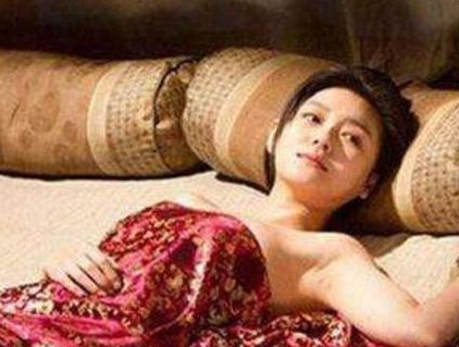 古代通房丫头：命运多舛的侍奉之路