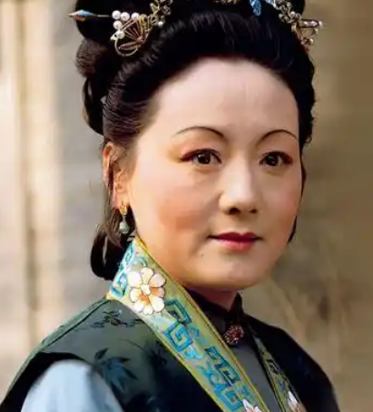 周瑞家的与贾府中的孝道
