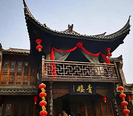 龚自珍与青楼文化：探寻古代文人逛青楼的原因