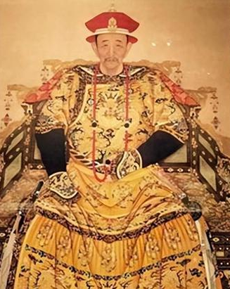 康熙晚年缘何独宠12岁乾隆：孙子众多中的独特记忆