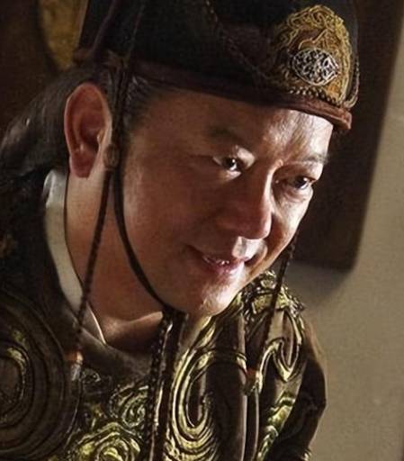 魏忠贤：明朝末年的复杂人物，奸臣还是功臣？