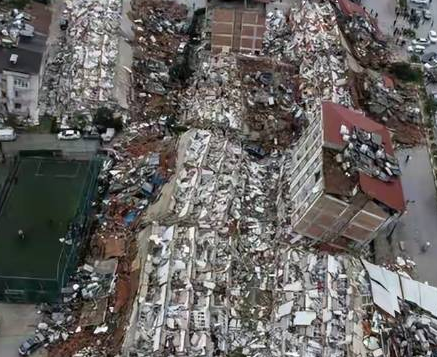 地震后为何多雨？科学解析与古代“擂鼓求雨”的异同