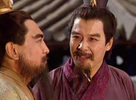 刘备相比曹操、孙权：仁德之心与人心所向
