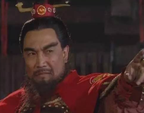 三国演义中罗贯中对曹操的刻画：真相与误解