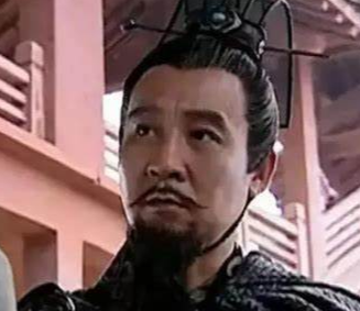 申屠嘉与晁错：朝堂风云中的恩怨纠葛